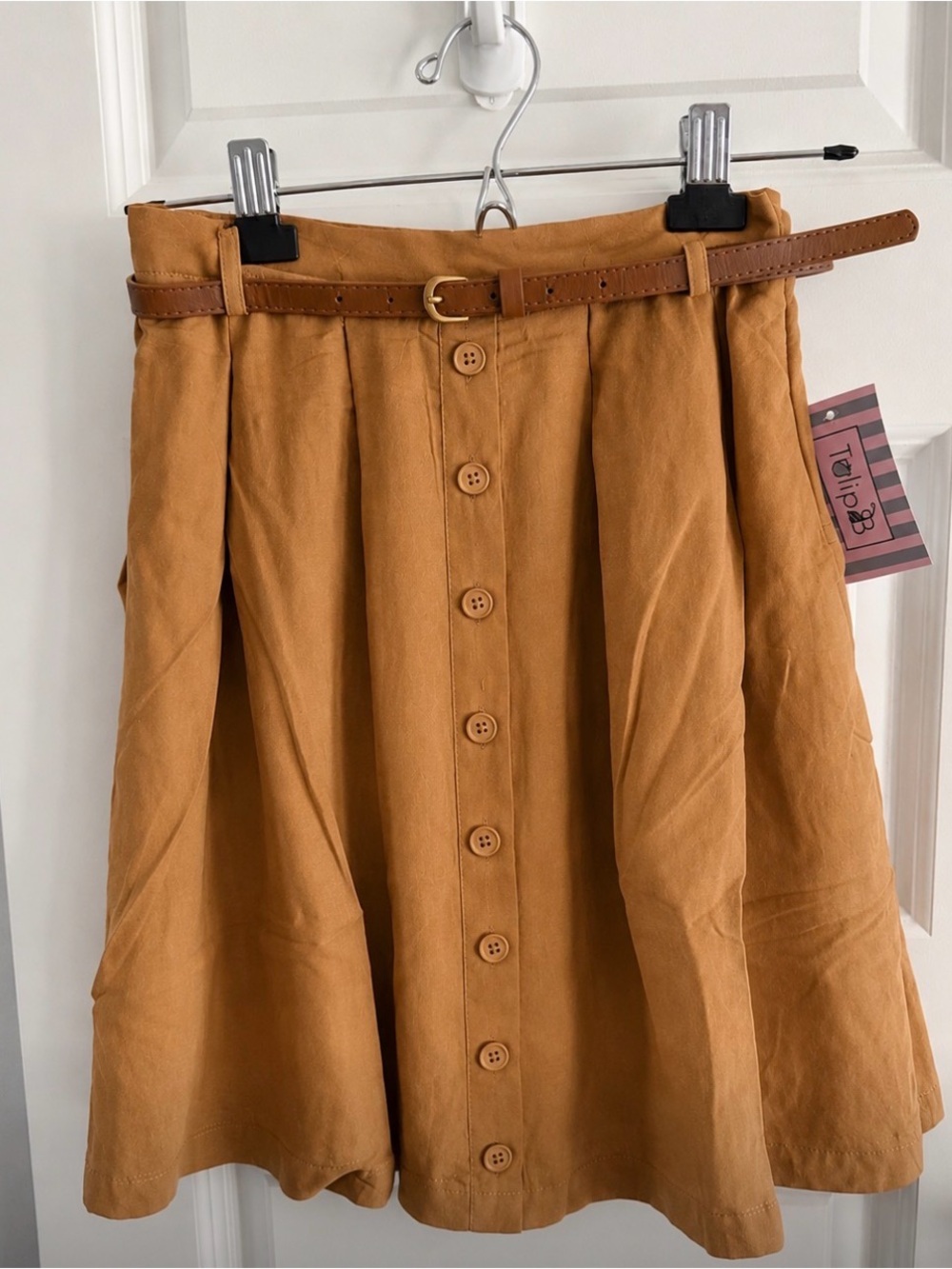 Button-Front A-Line Skirt in Carmel Tan size large - Picture 2 of 6